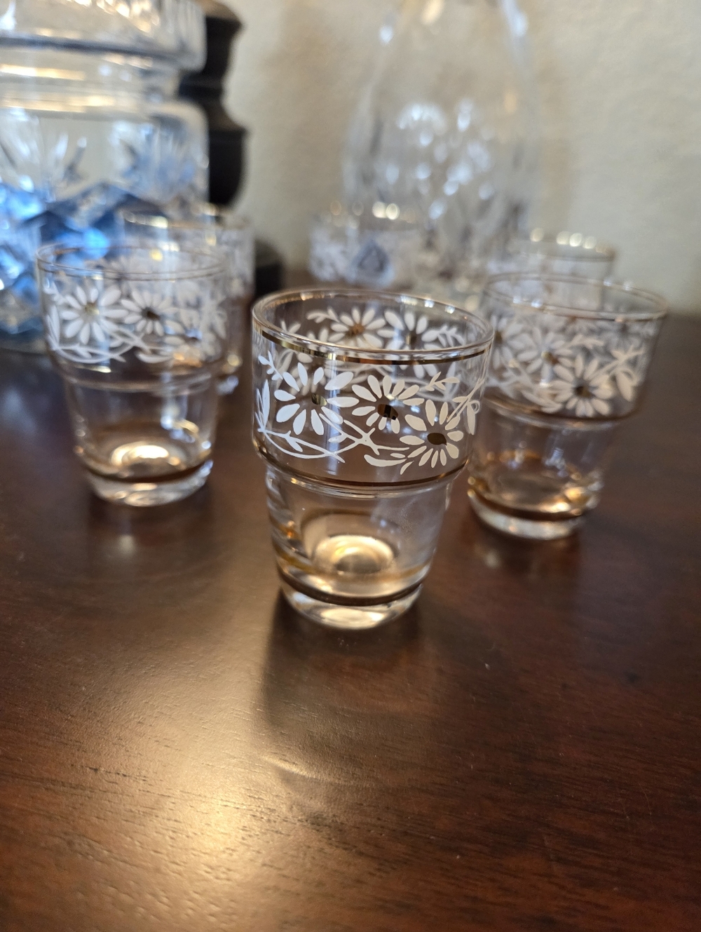Mid Century Tchecover Of Belgium Daisy Stackable Cordial Glasses